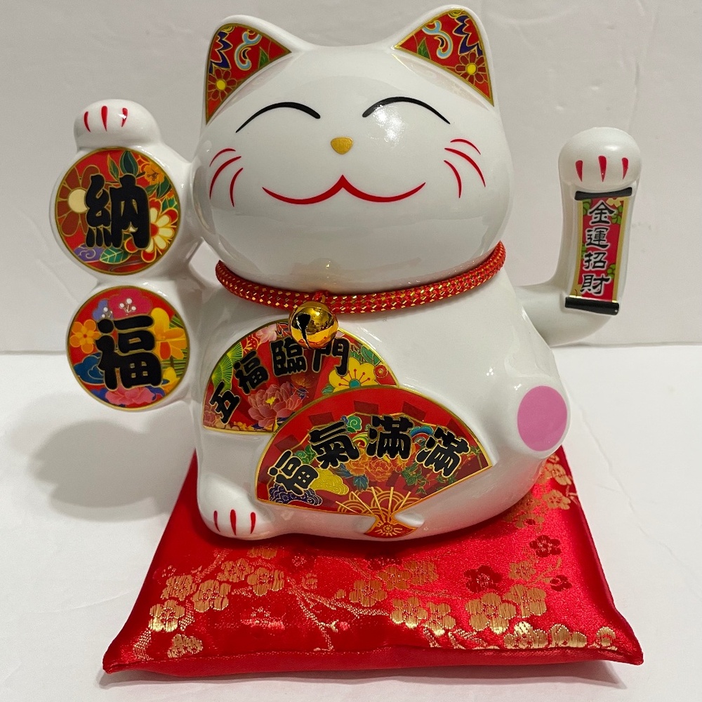 Porcelain Lucky Hands Waving Fortune Cat- 纳福White  5” Tall